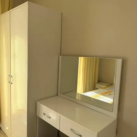 Persani 3 Sanny Apartment